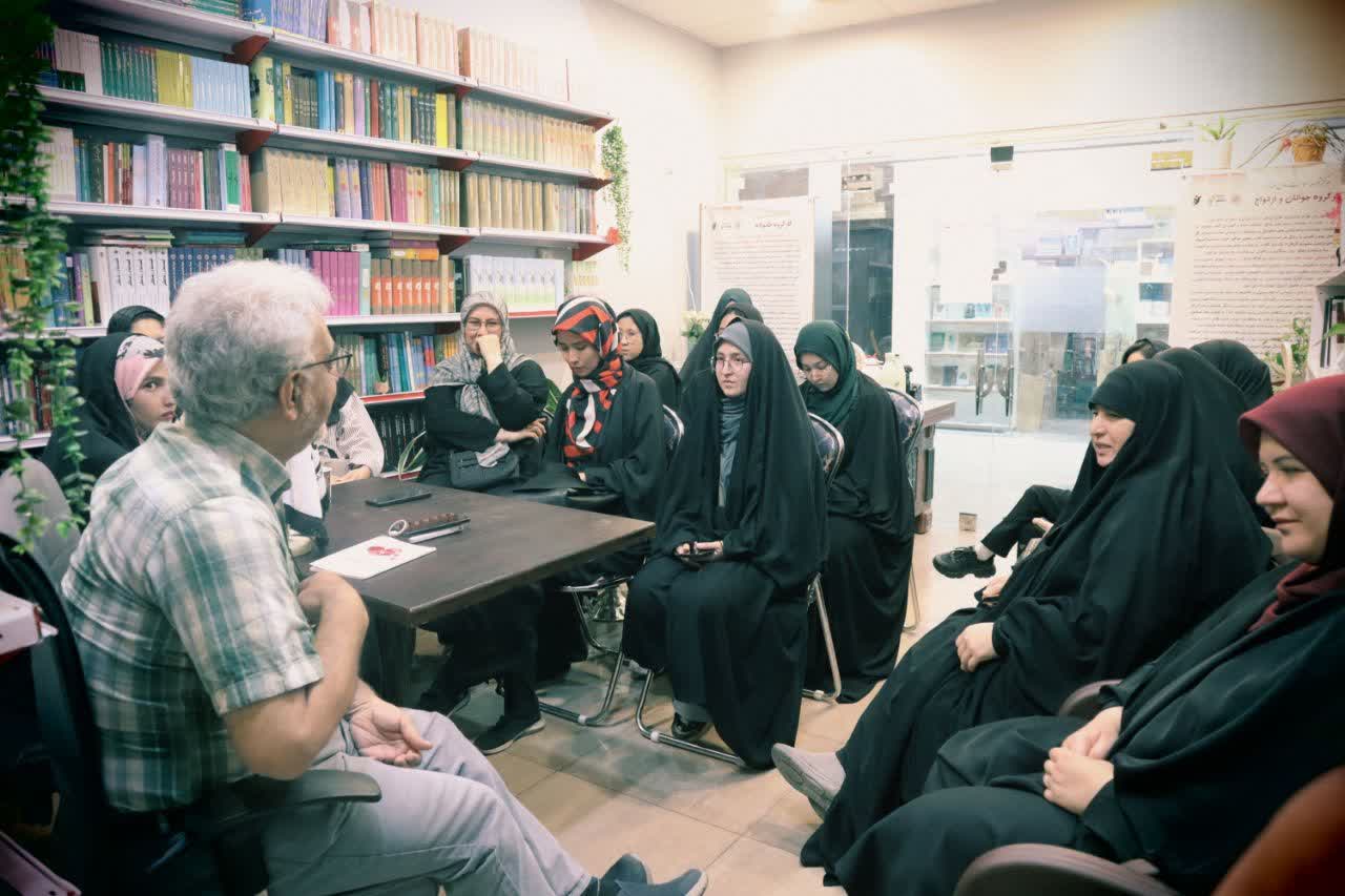 دختران نسل زد در گفتگوی آزاد